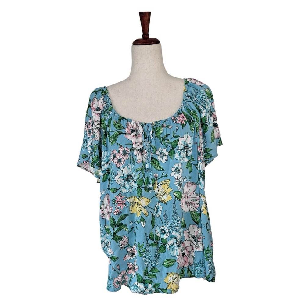 Torrid Floral Top 2X Tropical Hawaiian Scoopneck Flutter Short Sleeve Blouse
